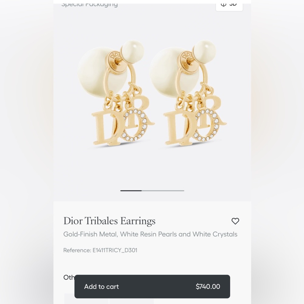 Dior Tribales Earrings
Gold-Finish Metal, White Resin Pearls and White Crystals